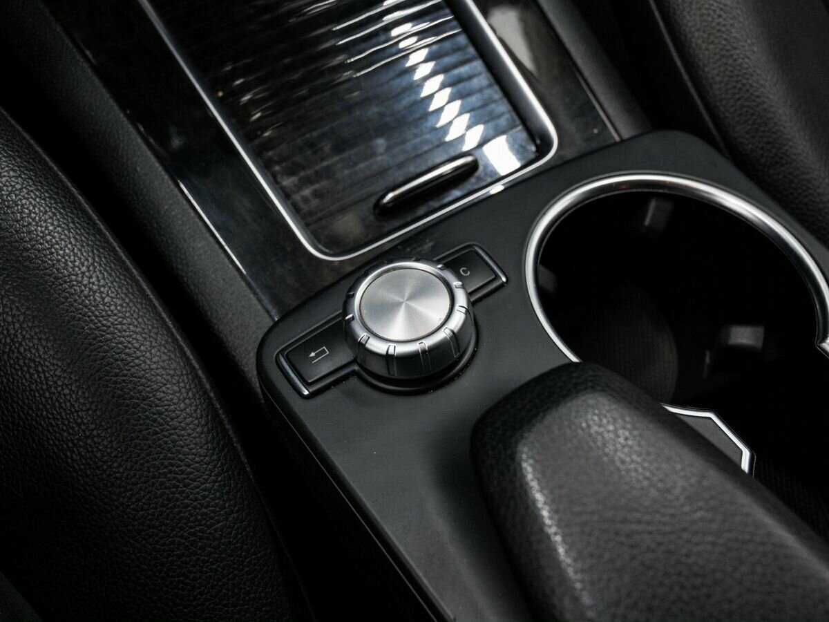 Mercedes-Benz GLK-Класс 300, 2013 Фото №15