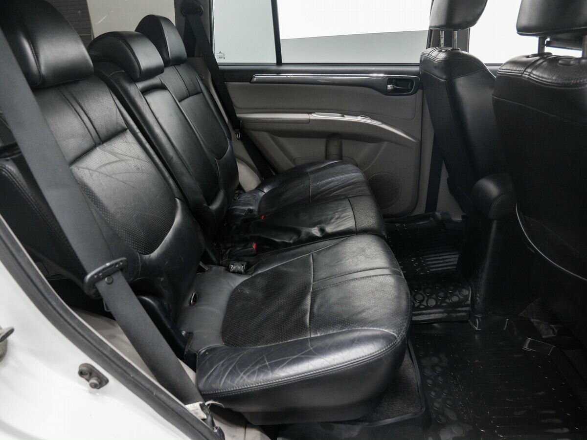 Mitsubishi Pajero Sport, 2014 Фото №9