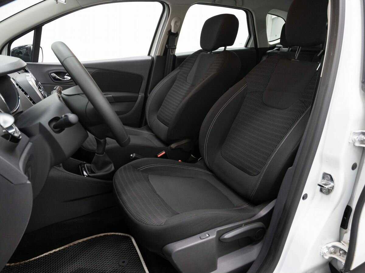 Renault Kaptur, 2017 - 38 213 км. | Фото №8