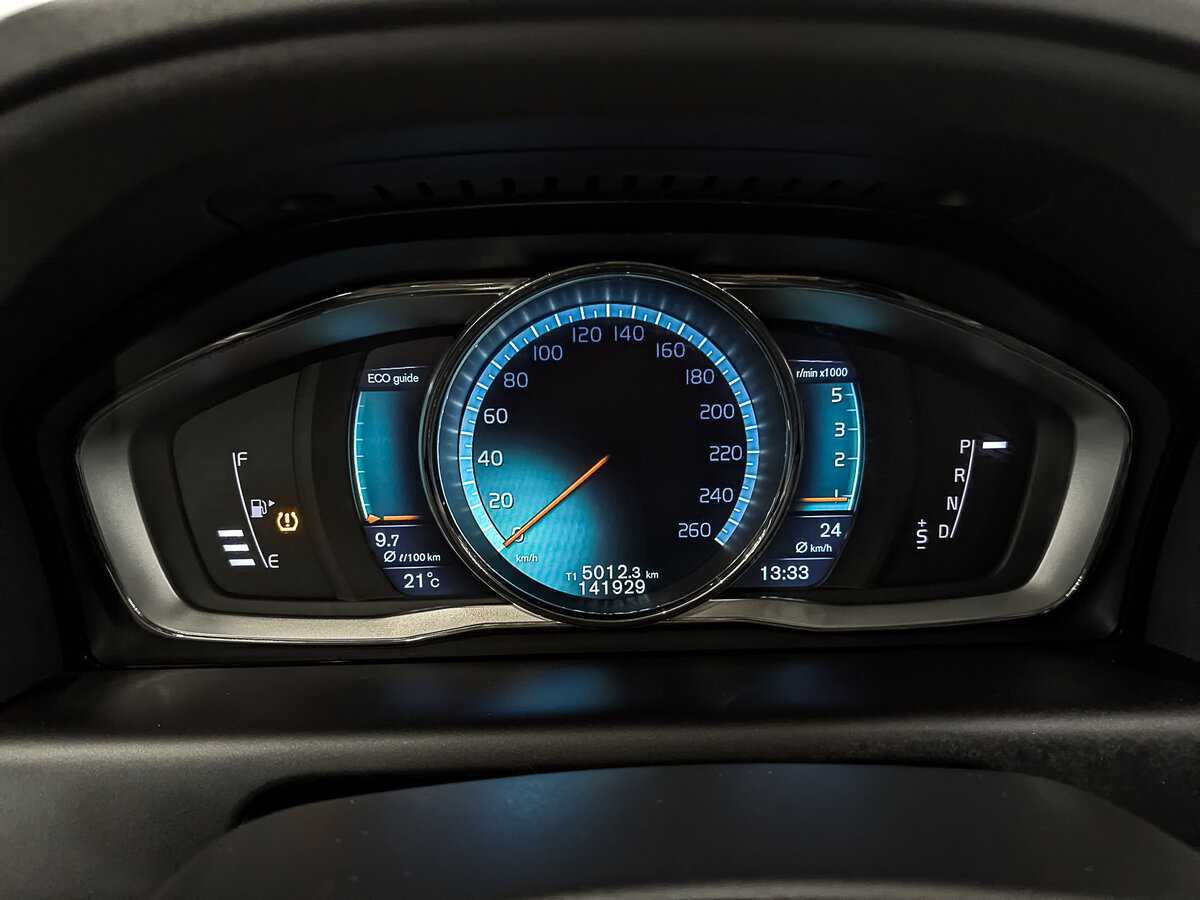 Volvo XC60, 2015 Фото №16