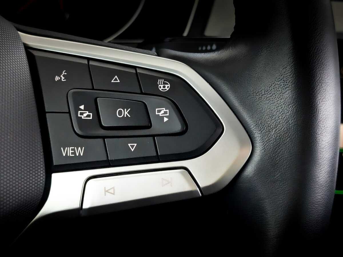 Volkswagen Passat, 2021 Фото №30