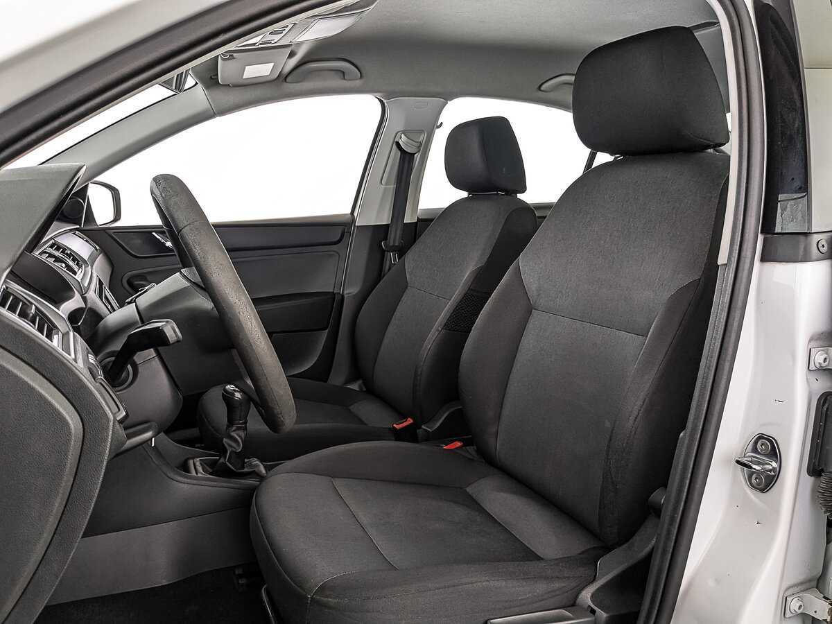 Skoda Rapid, 2017 Фото №19