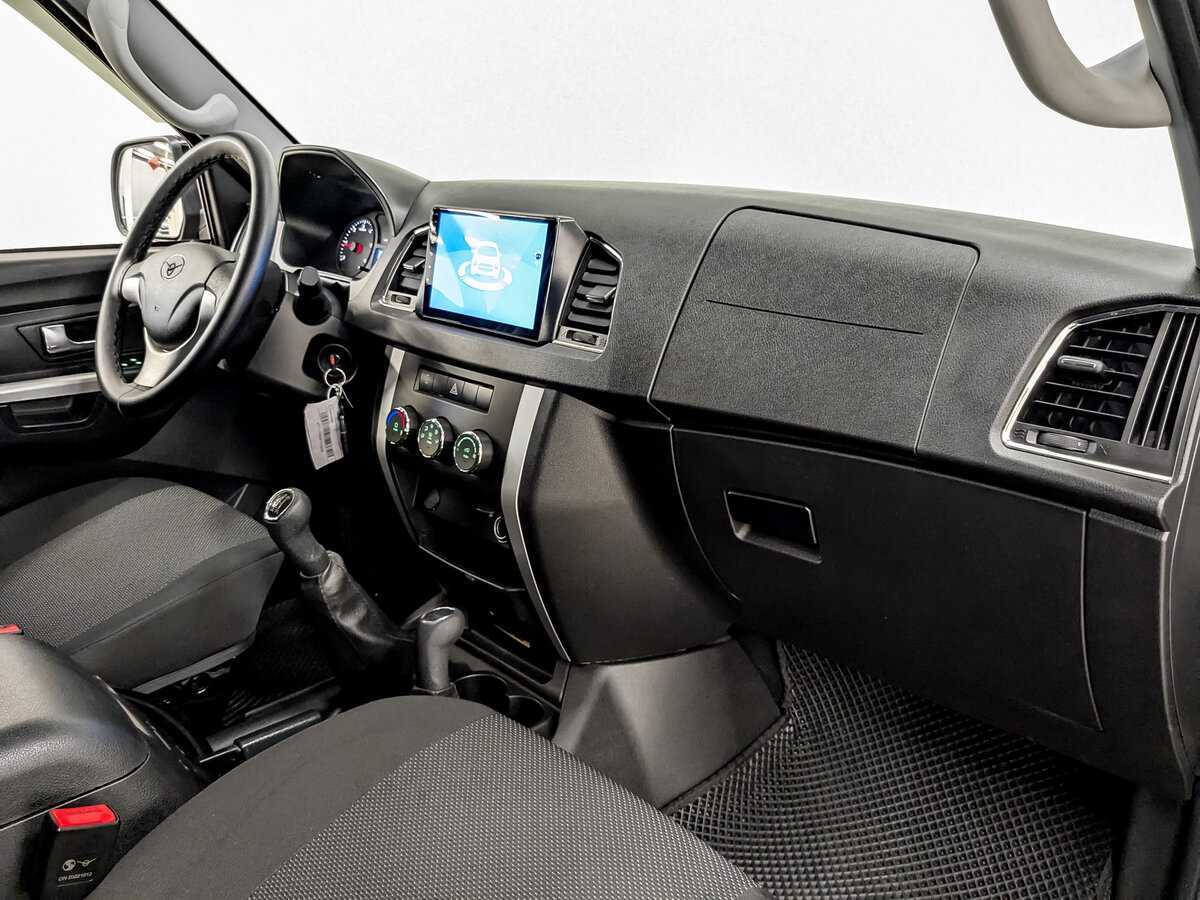 УАЗ Patriot, 2023 Фото №11