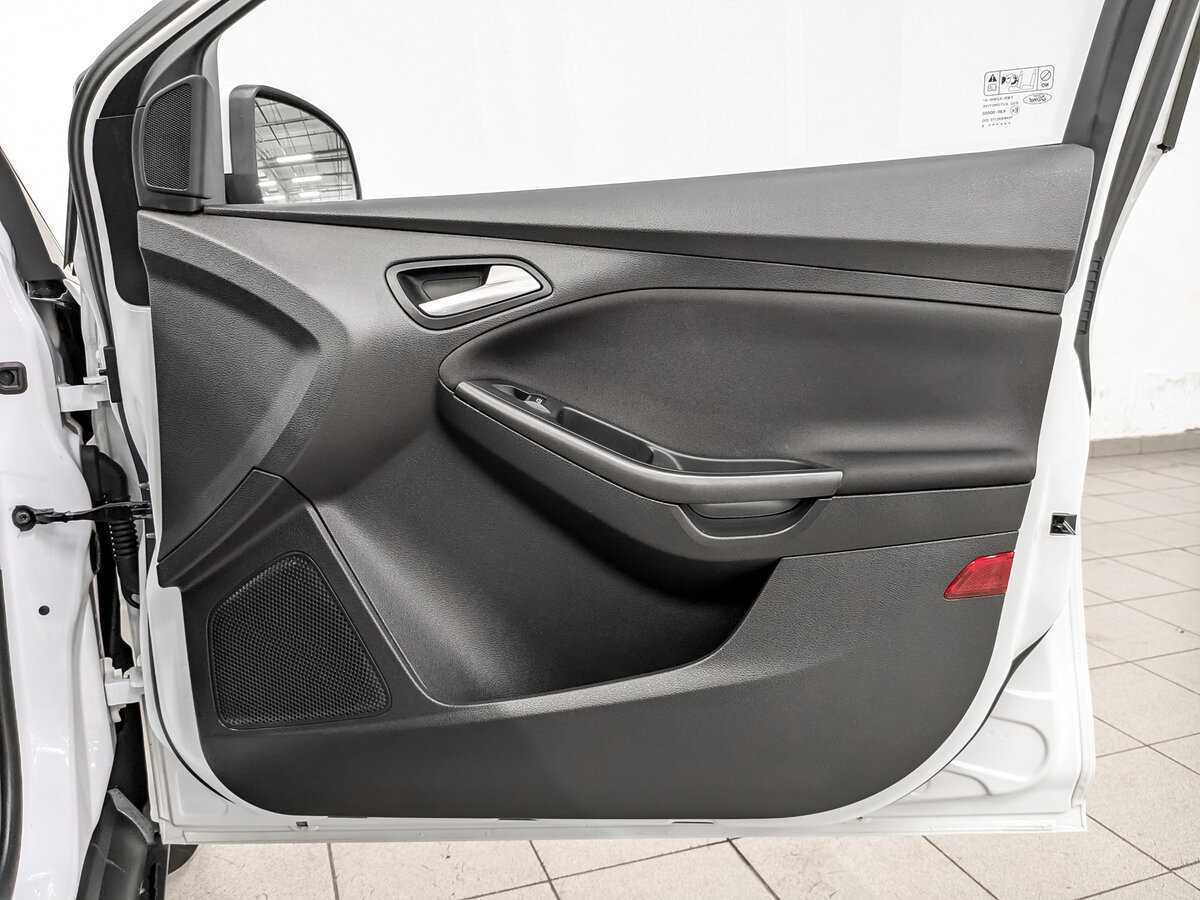 Ford Focus, 2018 Фото №24