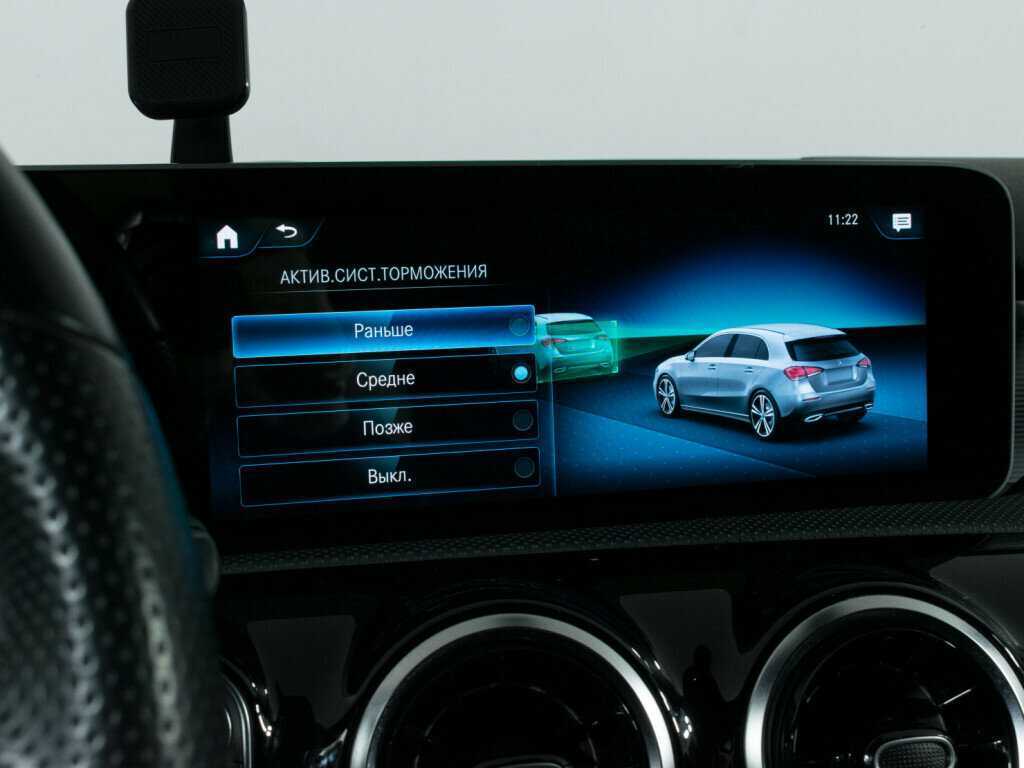 Mercedes-Benz A-Класс 200, 2018 Фото №17