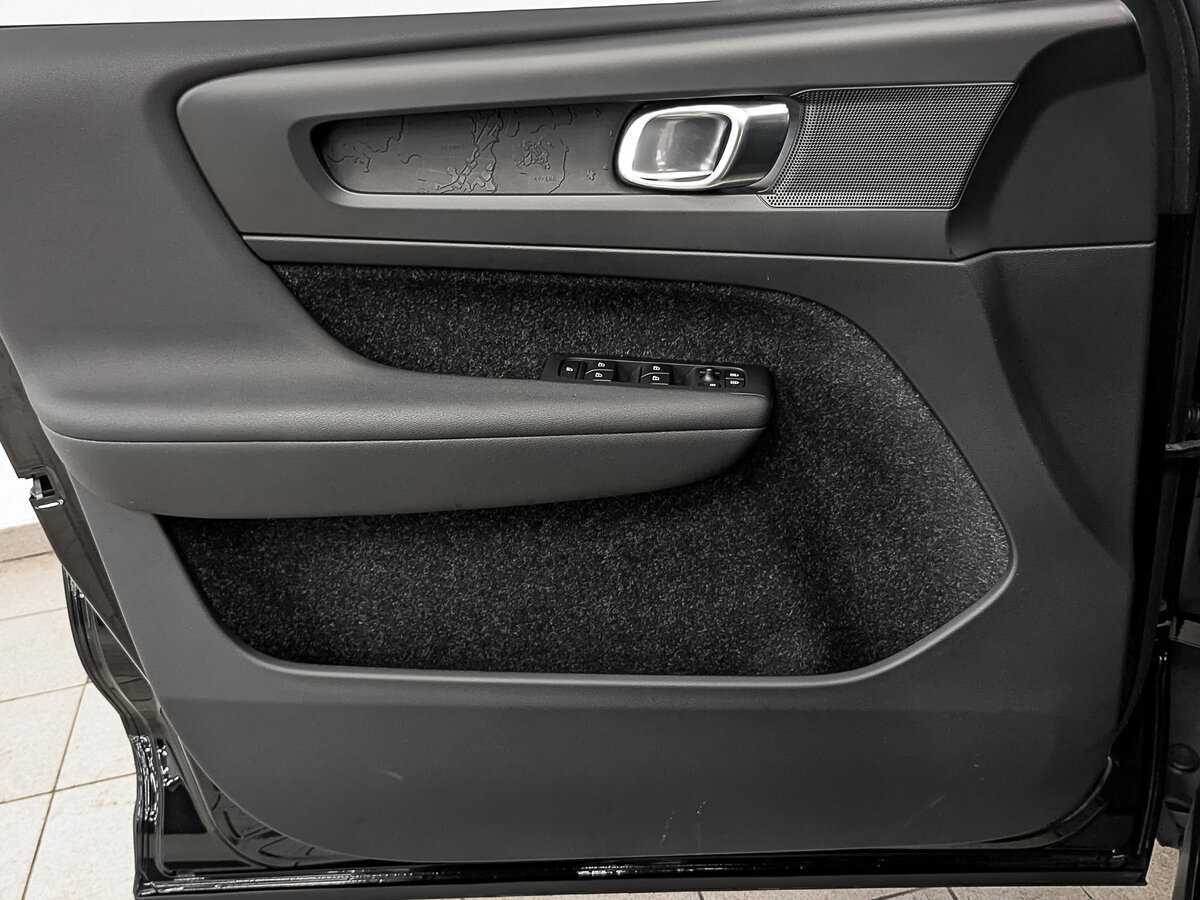 Volvo XC40, 2019 Фото №19