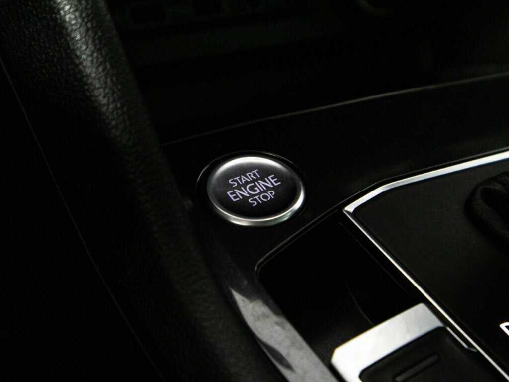 Volkswagen Tiguan, 2018 Фото №19