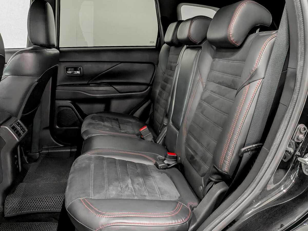 Mitsubishi Outlander, 2021 Фото №12