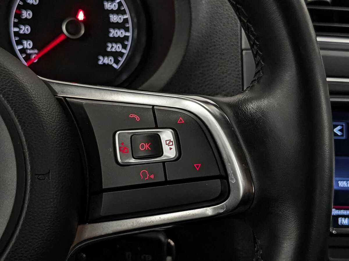 Volkswagen Polo, 2018 Фото №29