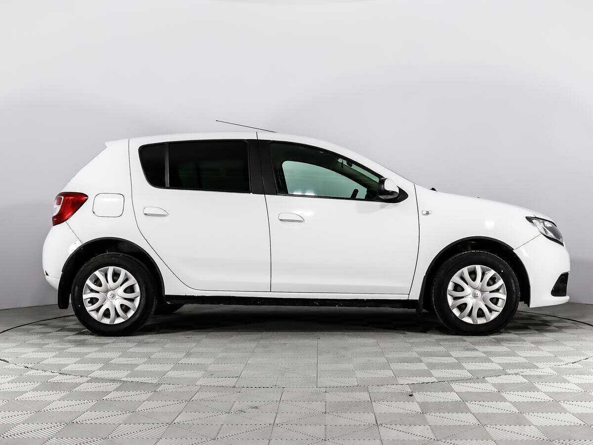 Renault Sandero, 2017 - 152 000 км. | Фото №4