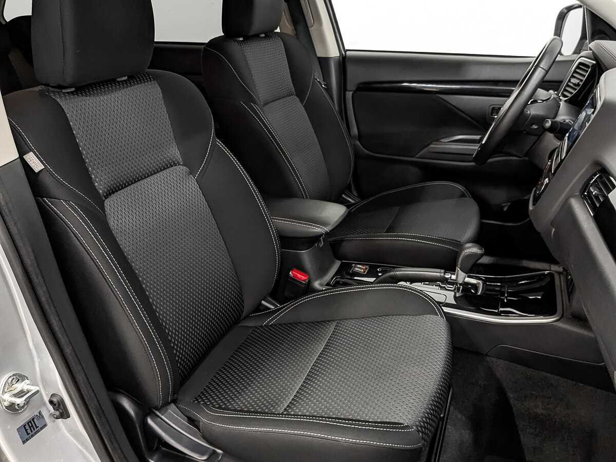 Mitsubishi Outlander, 2020 Фото №23