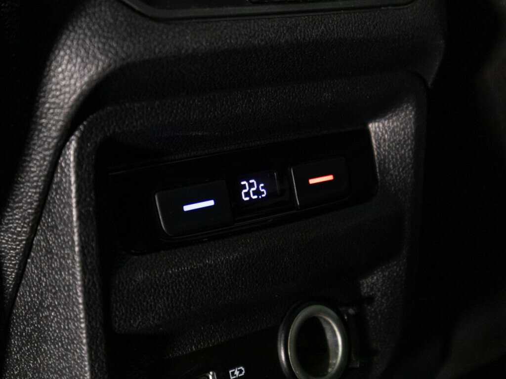 Volkswagen Tiguan, 2019 Фото №19