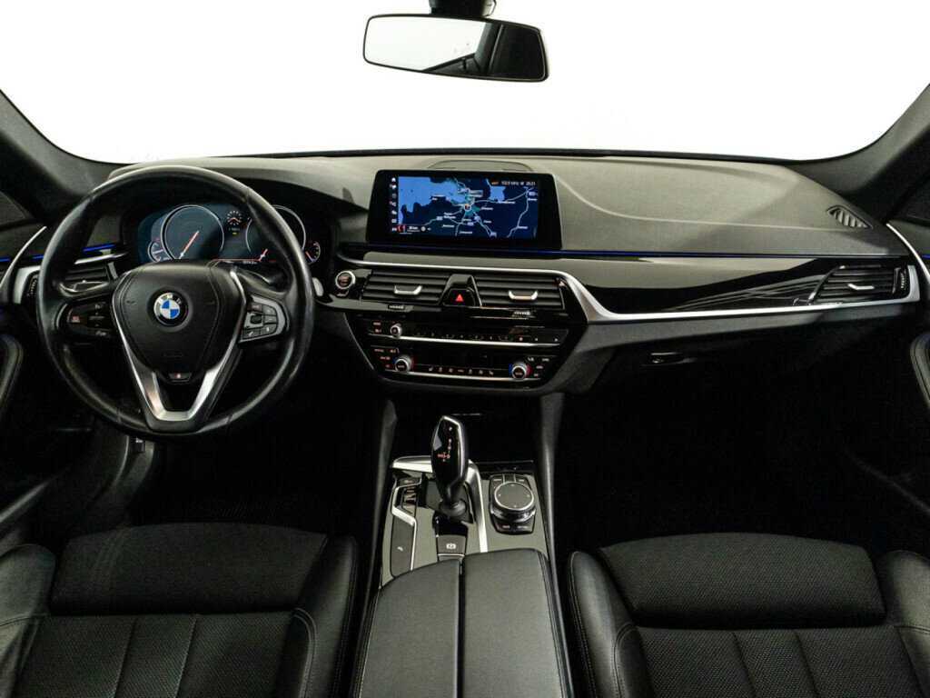 BMW 5 серии 520d xDrive, 2017 Фото №13