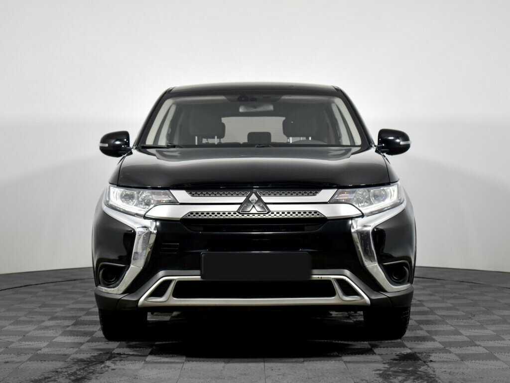Mitsubishi Outlander, 2019 - 87 000 км. | Фото №2