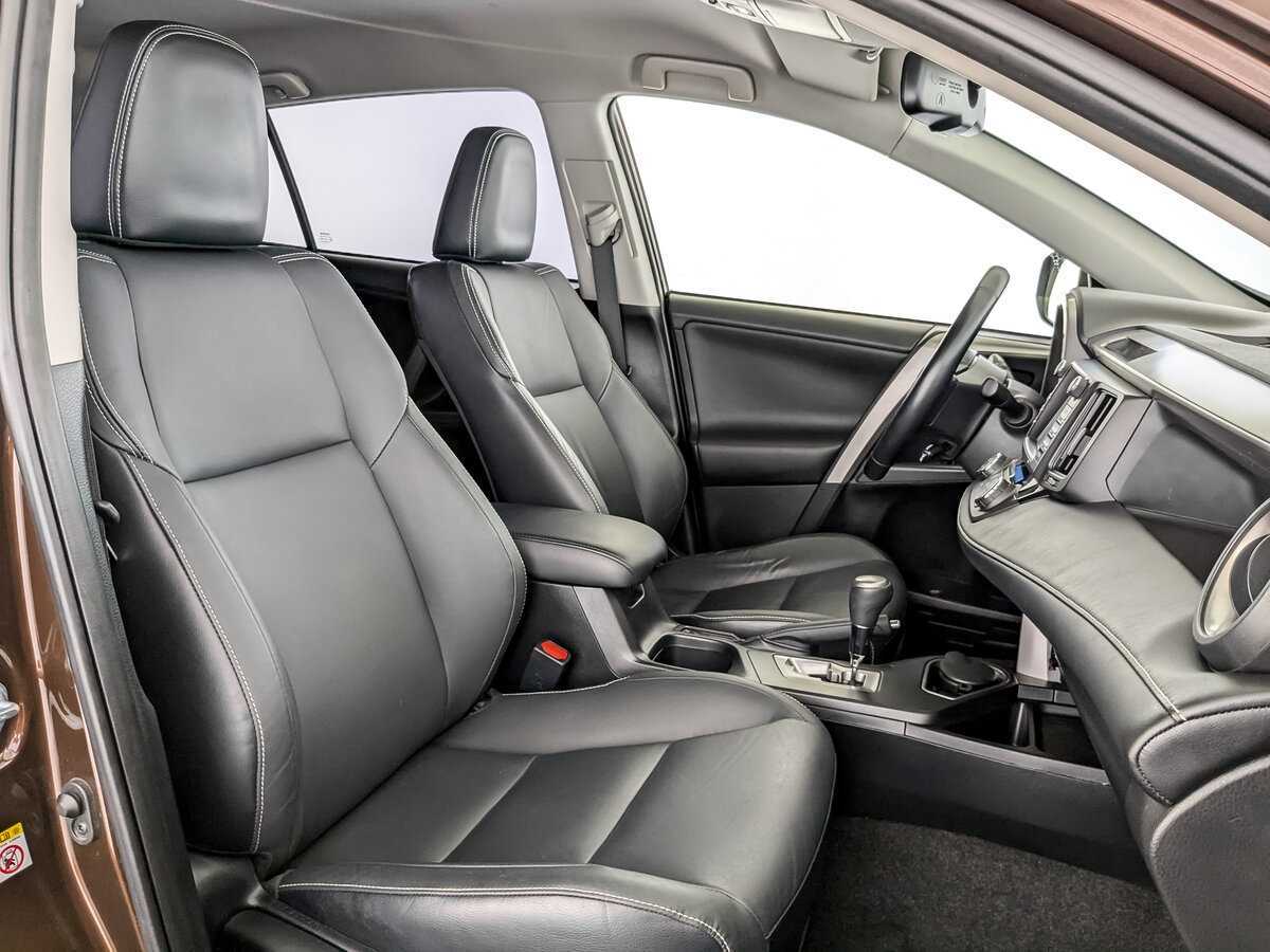 Toyota RAV4, 2017 Фото №24