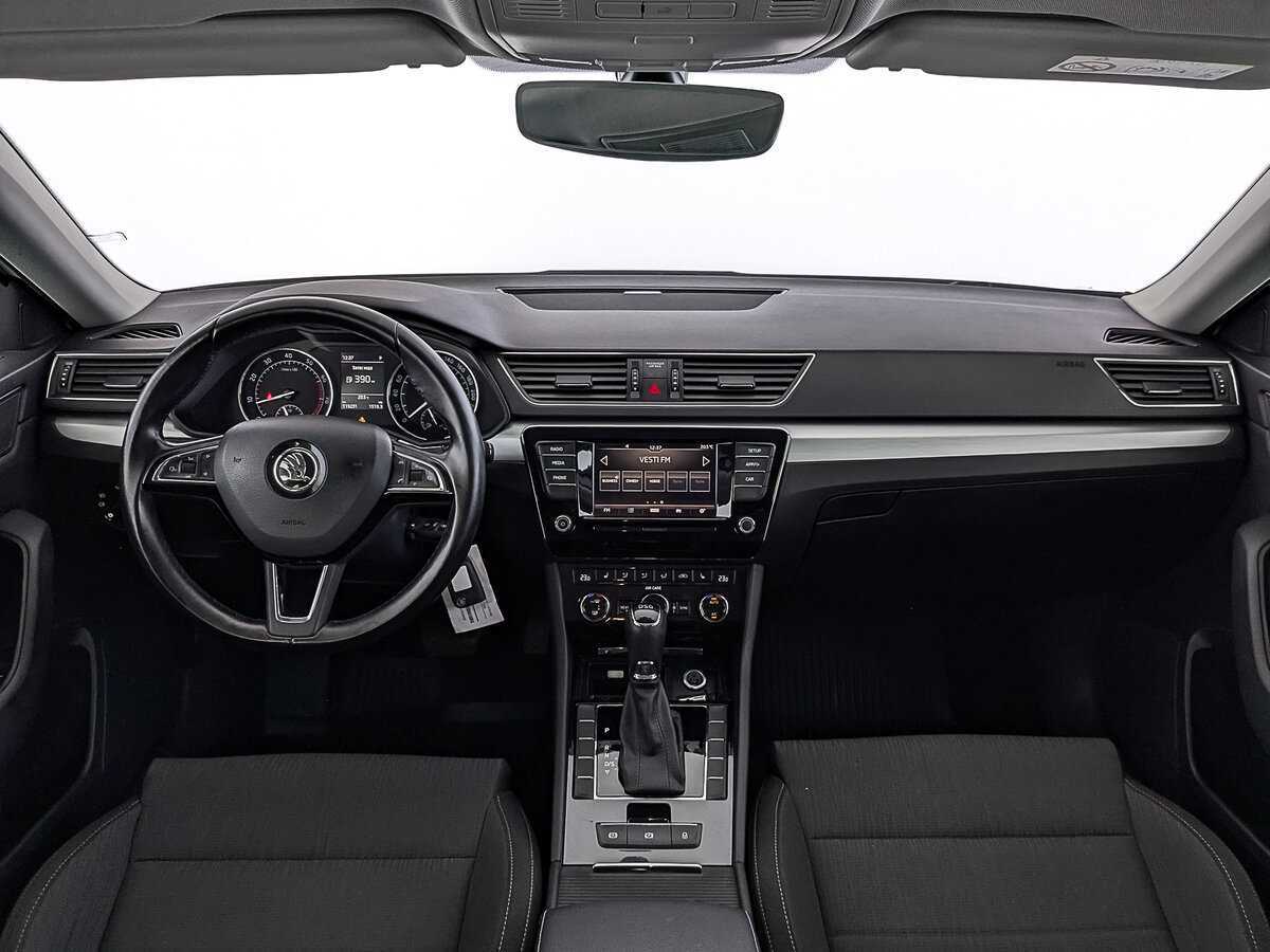 Skoda Superb, 2017 Фото №14