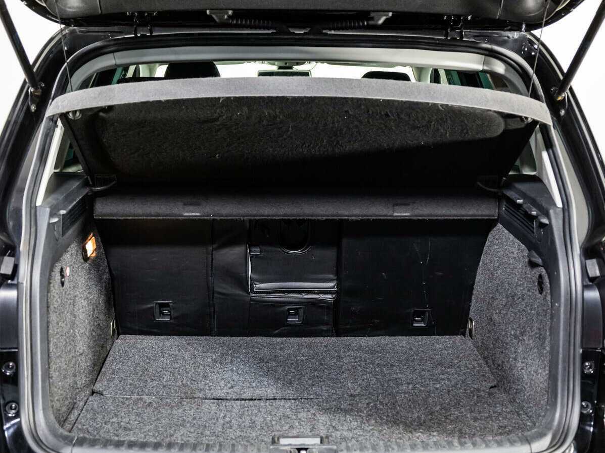 Volkswagen Tiguan, 2015 Фото №16