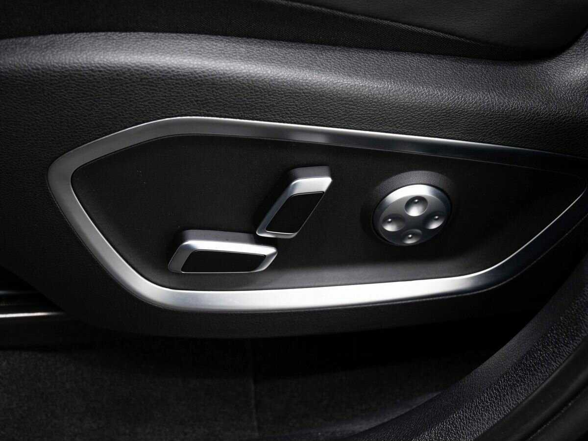 Geely Tugella, 2023 Фото №21