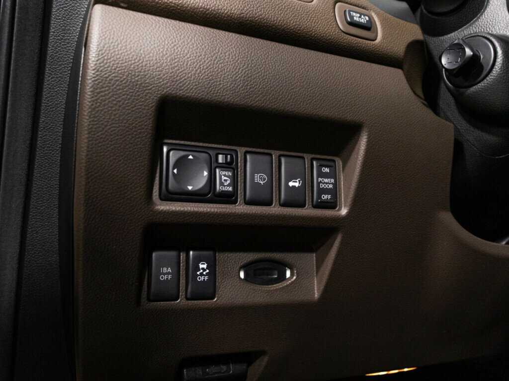 Infiniti FX30d, 2013 Фото №21