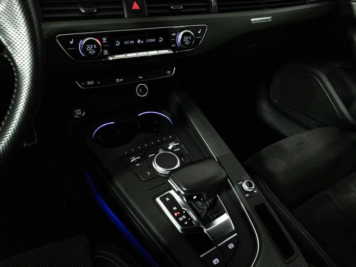 Audi A4, 2018 Фото №17
