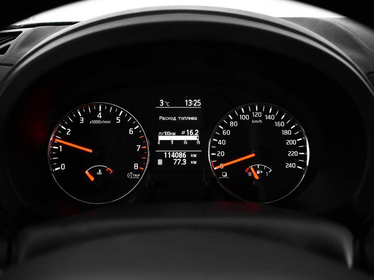 Nissan X-Trail, 2013 Фото №11