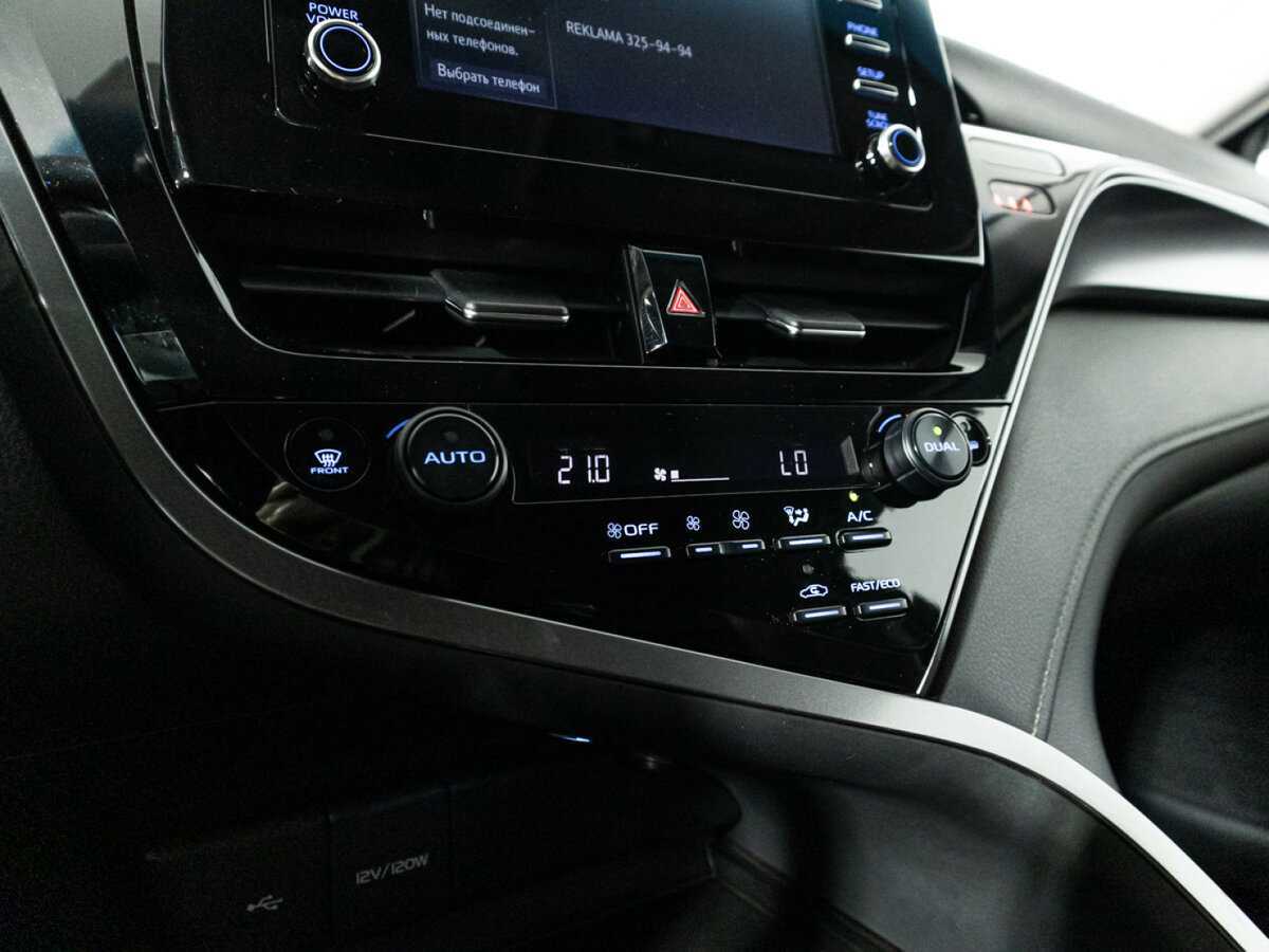 Toyota Camry, 2022 Фото №16