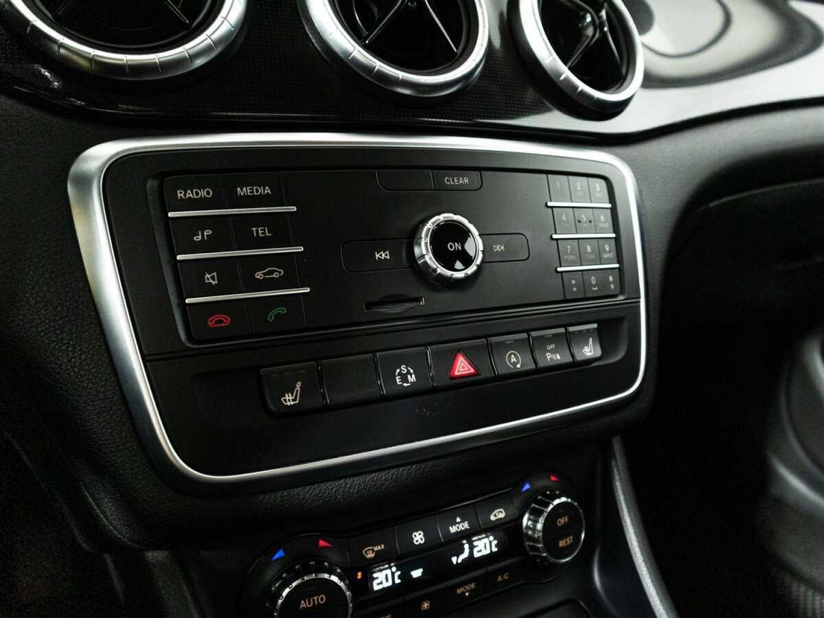 Mercedes-Benz CLA 200, 2015 Фото №17