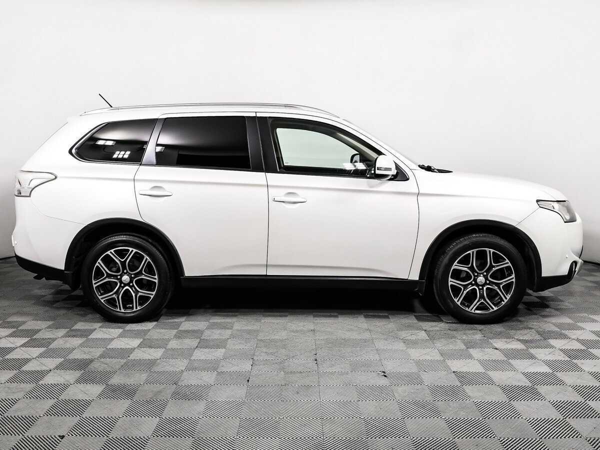Mitsubishi Outlander, 2015 - 102 514 км. | Фото №4