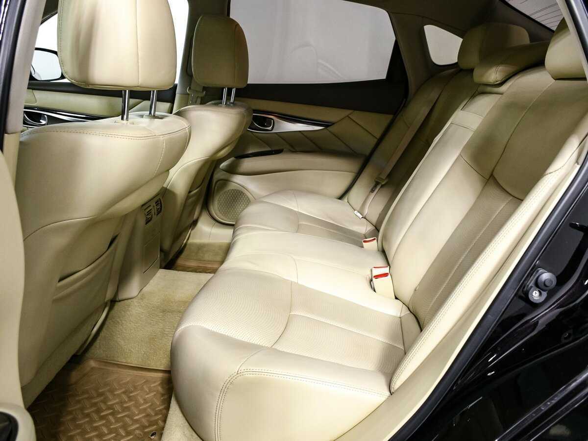 Infiniti Q70, 2016 Фото №10