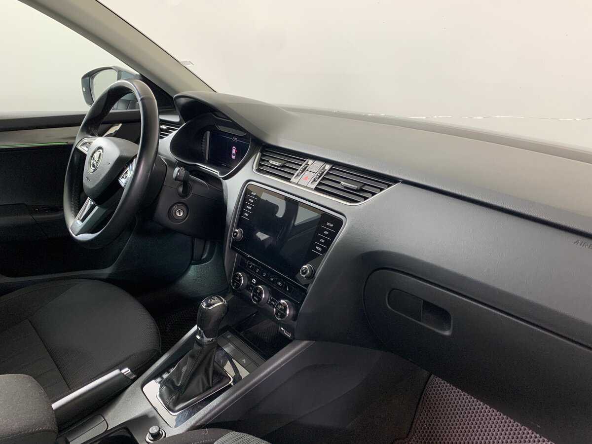 Skoda Octavia, 2018 Фото №14