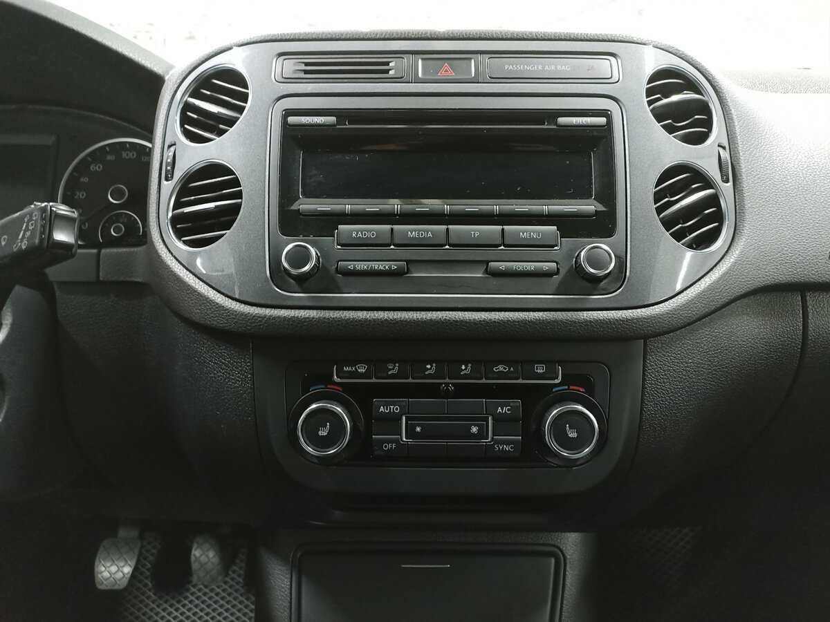 Volkswagen Tiguan, 2012 Фото №15