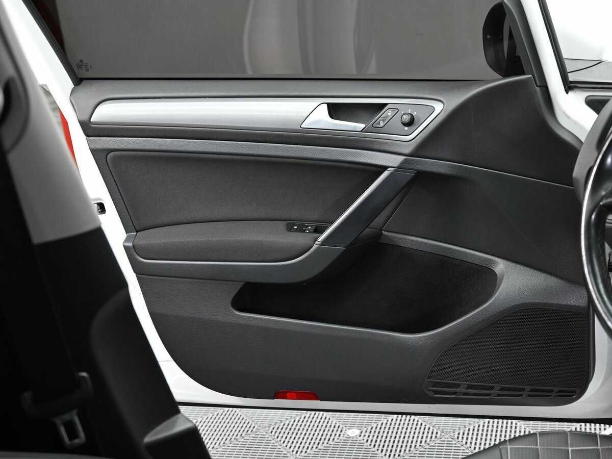 Volkswagen Golf, 2013 - 158 000 км. | Фото №6