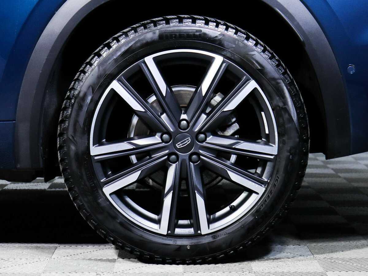 Geely Monjaro, 2022 Фото №15