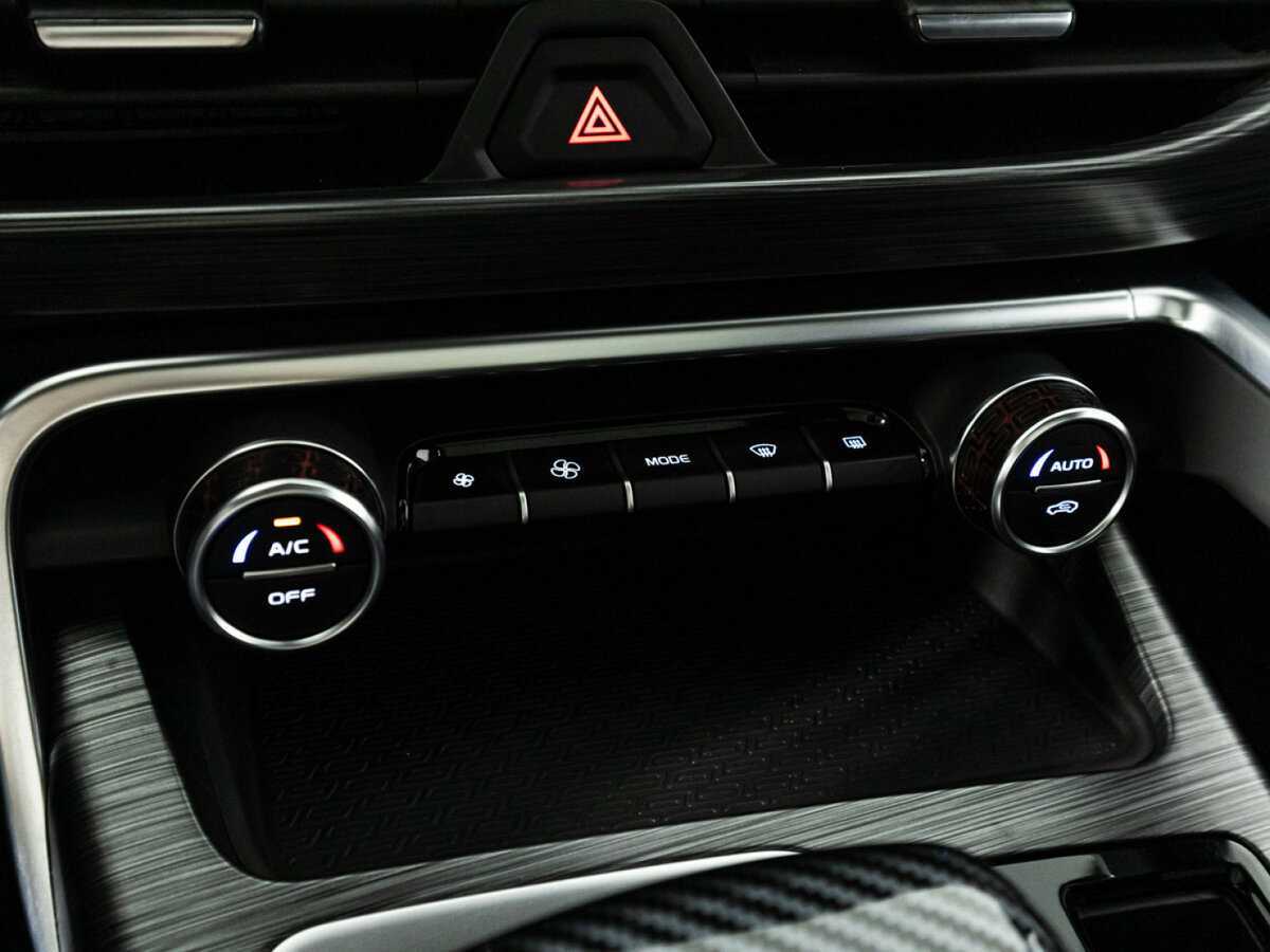 Geely Tugella, 2022 Фото №24