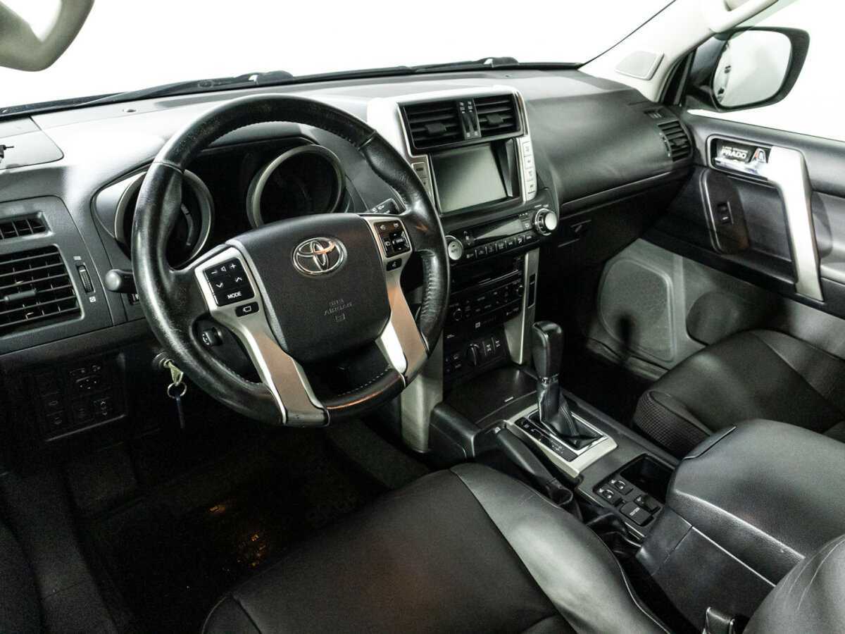 Toyota Land Cruiser Prado, 2012 Фото №10