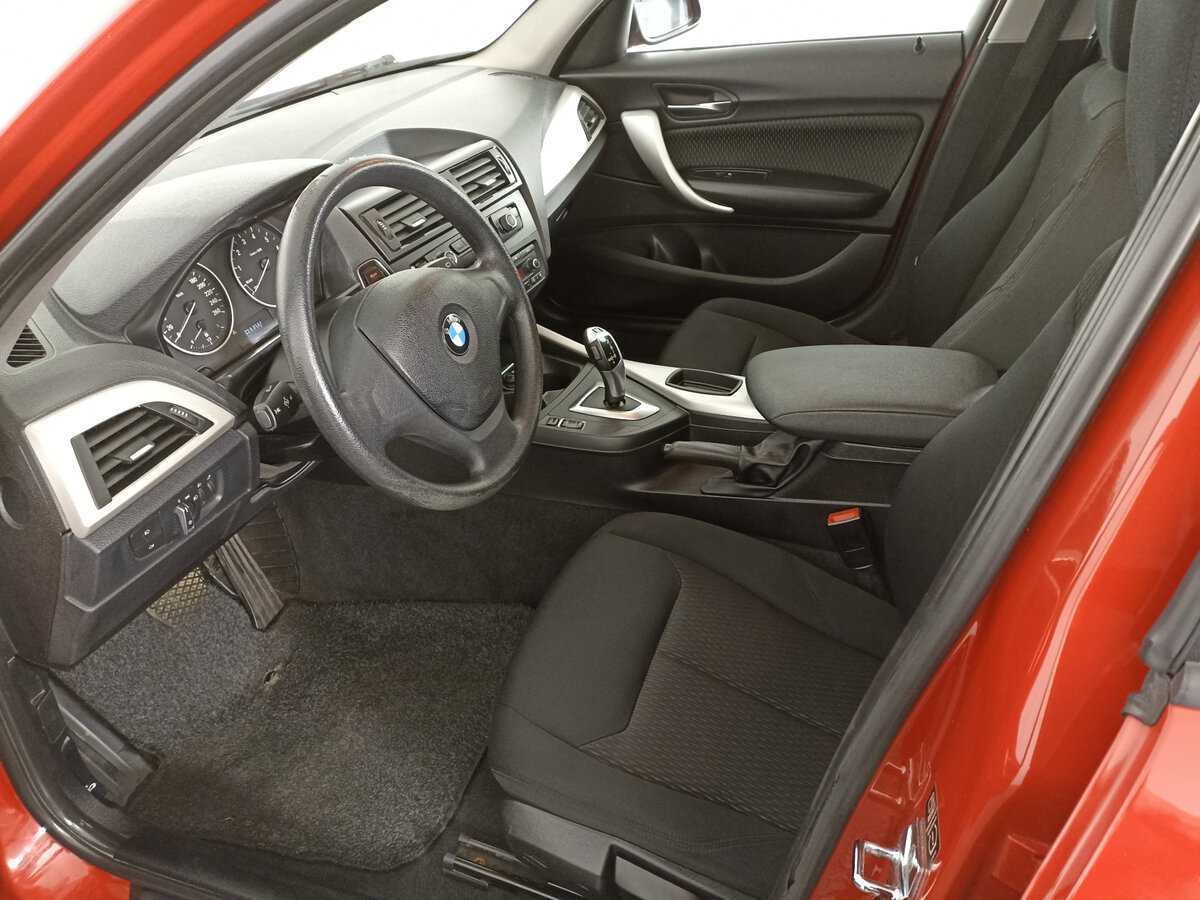 BMW 1 серии 116i, 2012 Фото №16