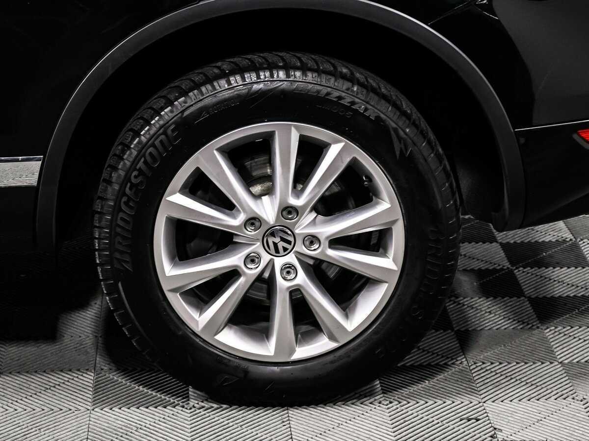 Volkswagen Touareg, 2014 Фото №16