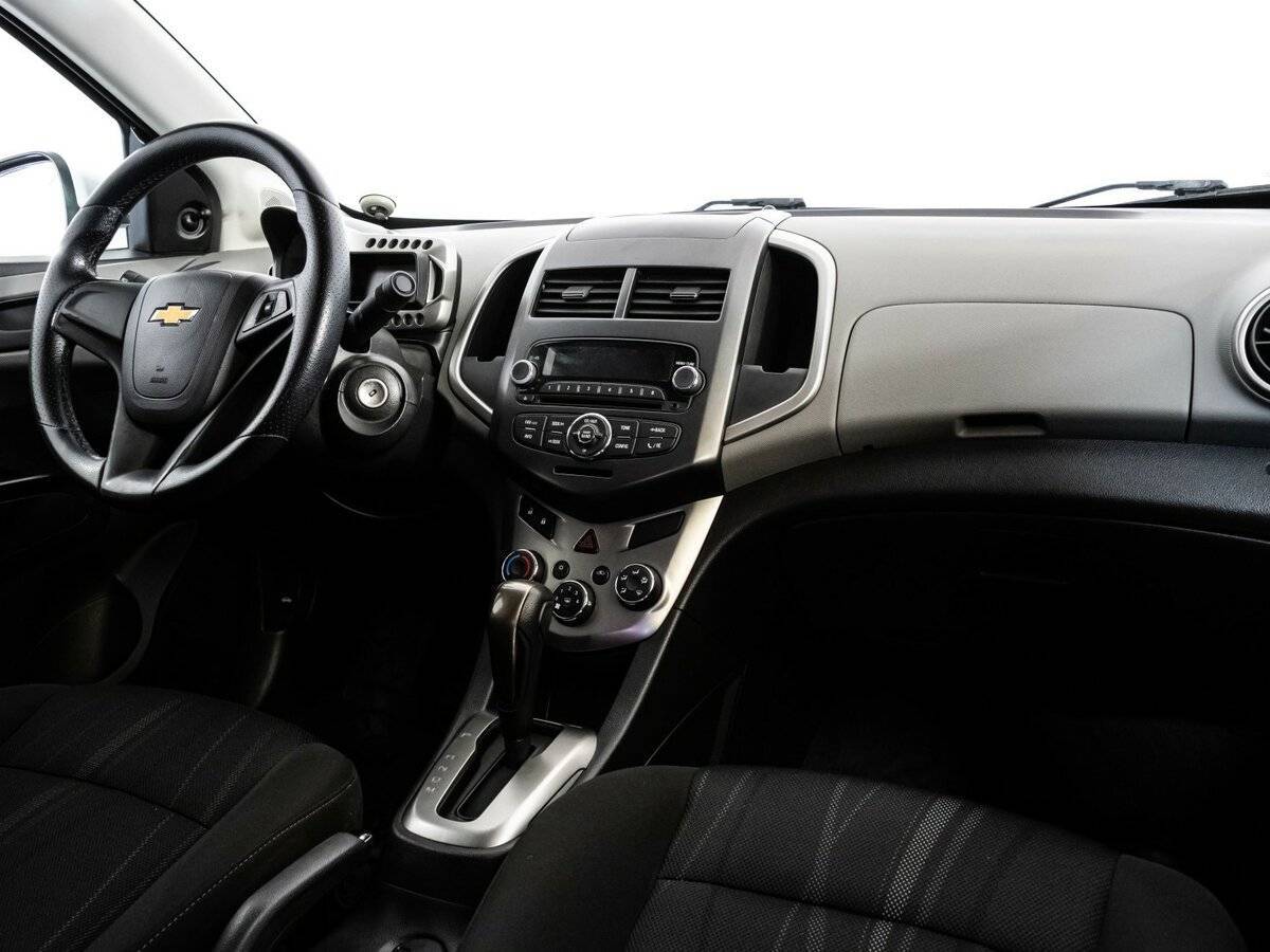 Chevrolet Aveo, 2015 - 97 810 км. | Фото №7