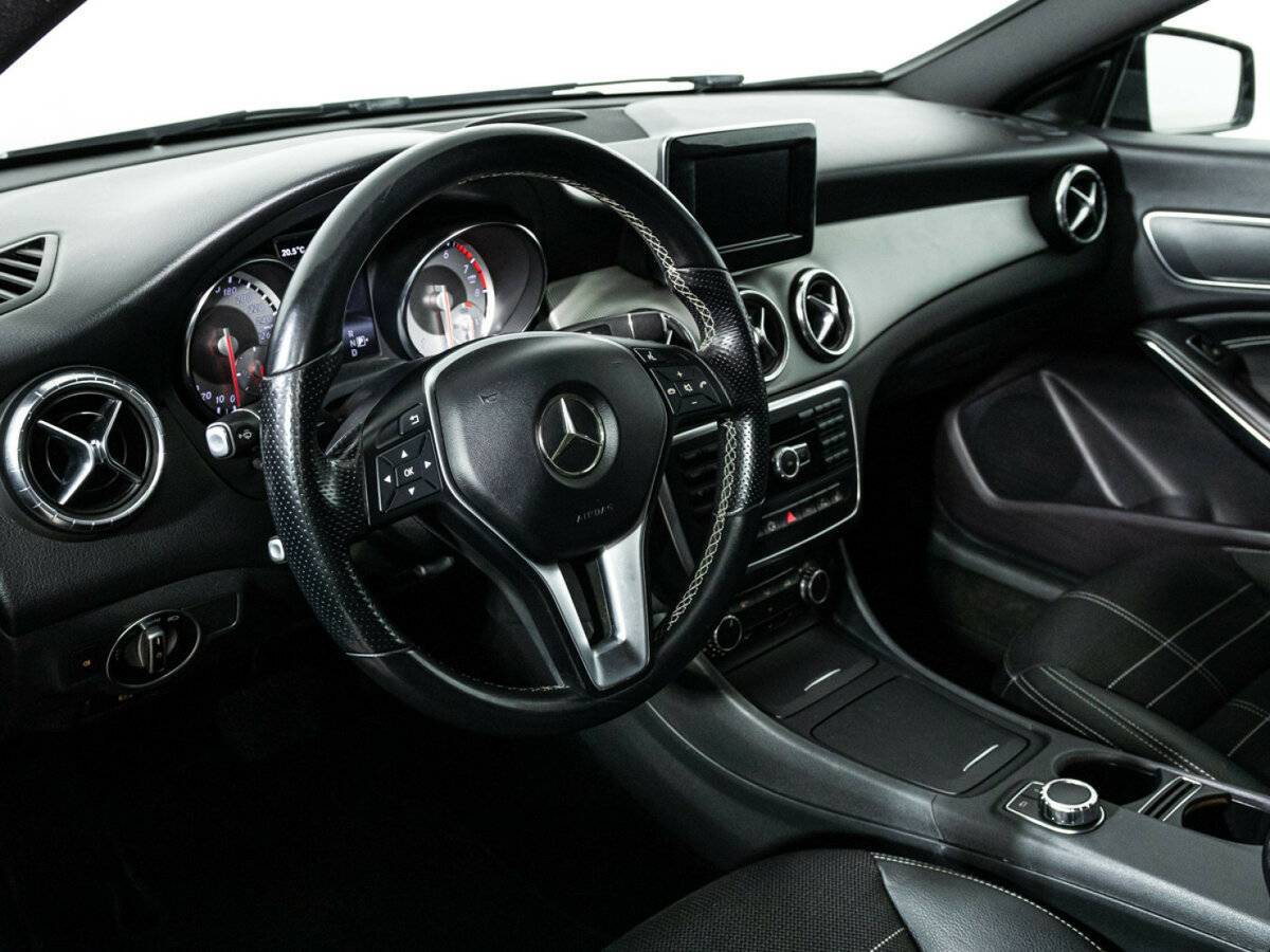 Mercedes-Benz CLA 200, 2014 Фото №11
