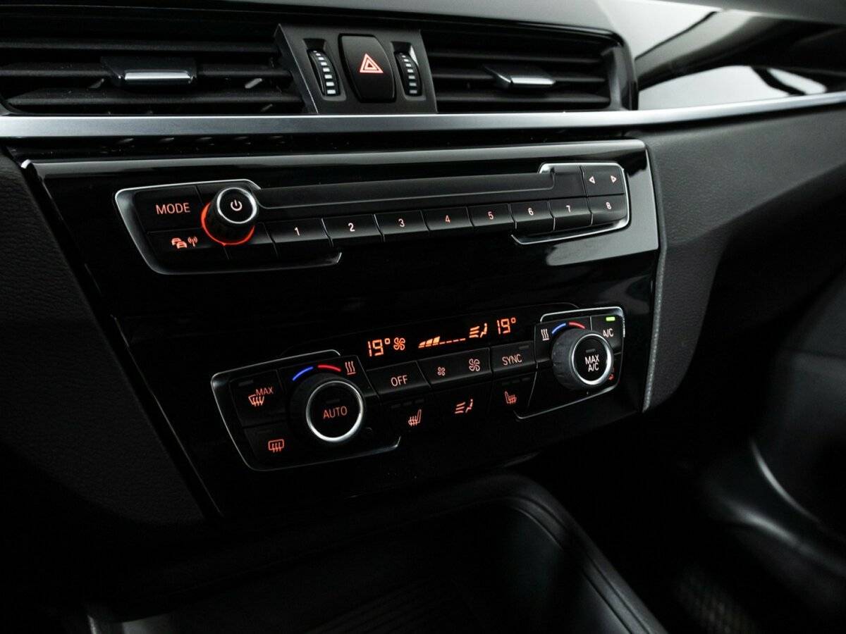 BMW X1 18i sDrive, 2018 Фото №17