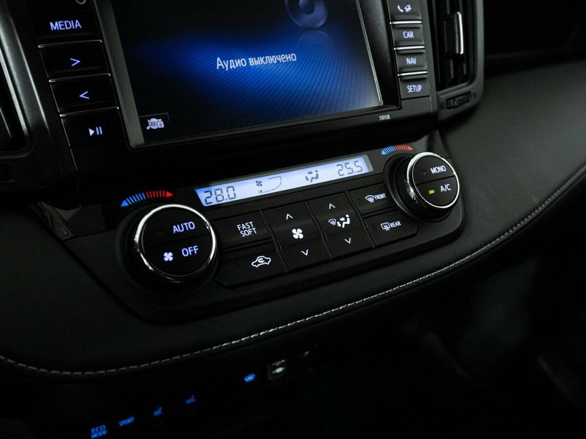 Toyota RAV4, 2017 Фото №18