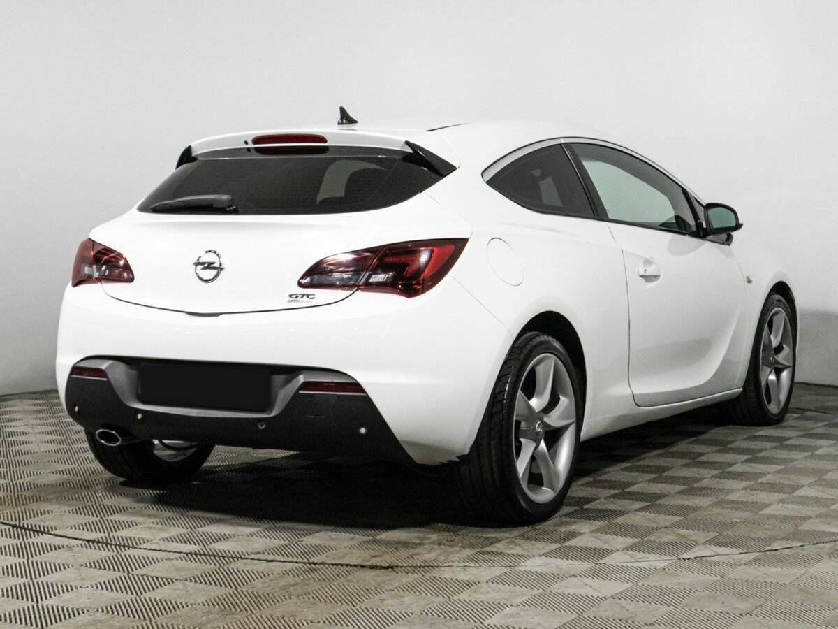 Opel Astra GTC, 2013 - 178 683 км. | Фото №5
