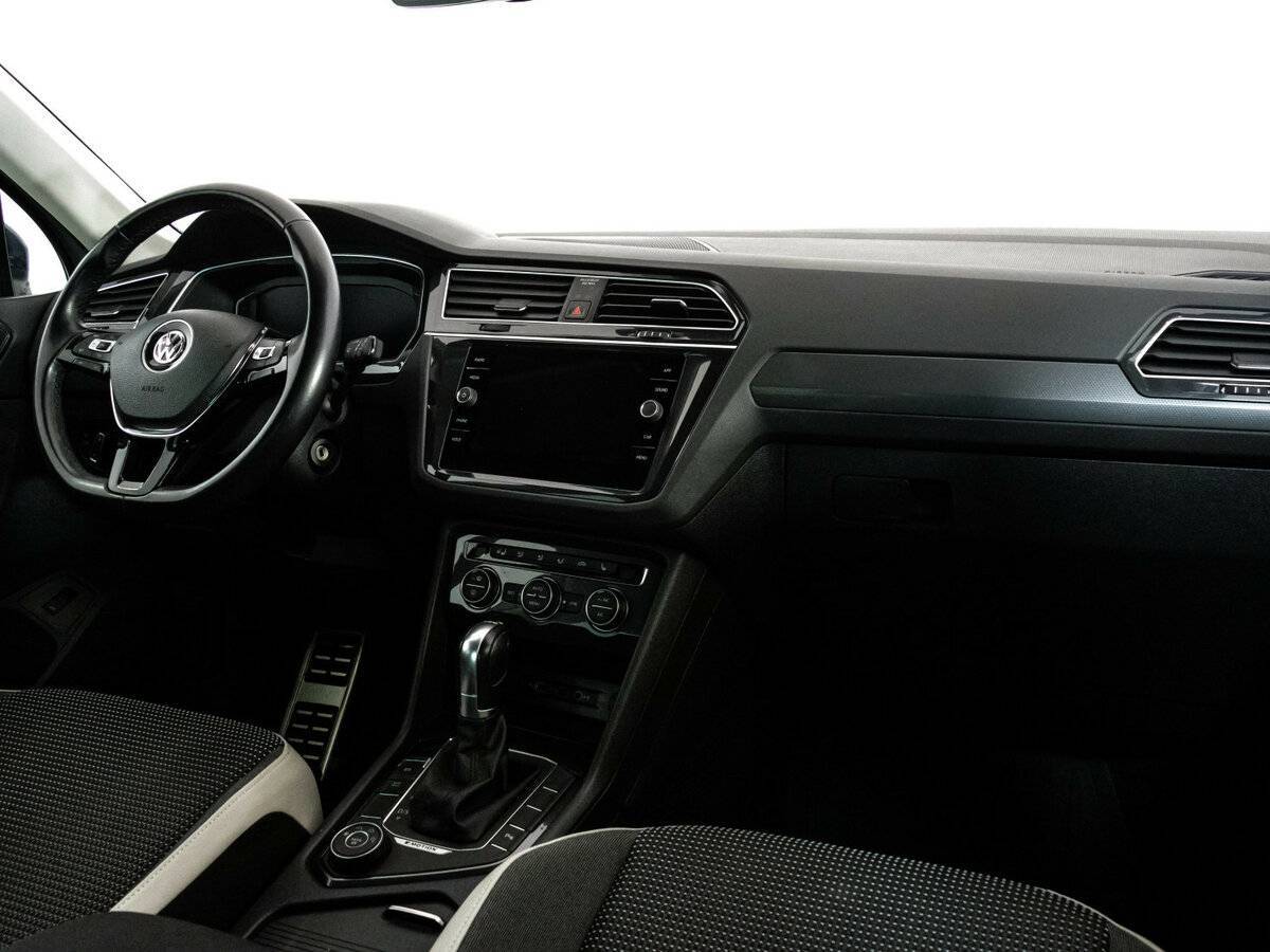 Volkswagen Tiguan, 2019 - 63 865 км. | Фото №7