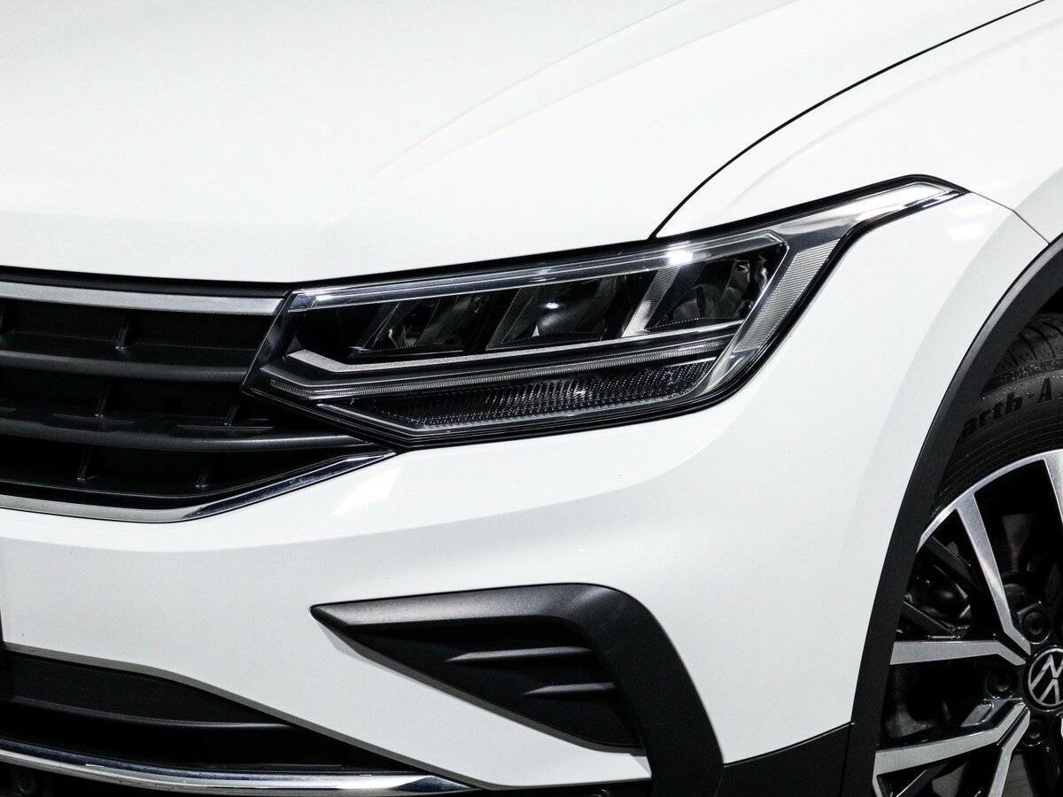 Volkswagen Tiguan, 2021 Фото №16