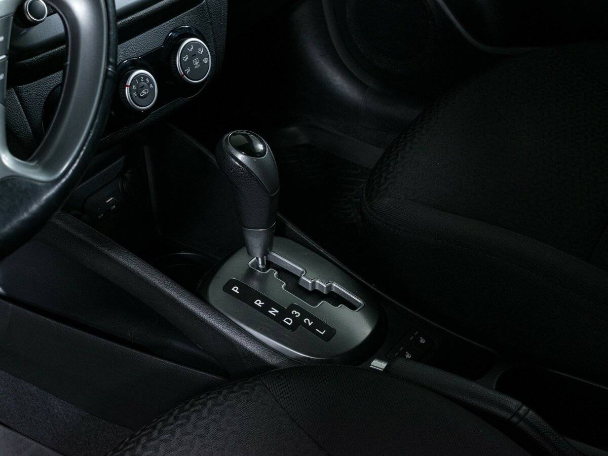 Kia Rio, 2016 Фото №13