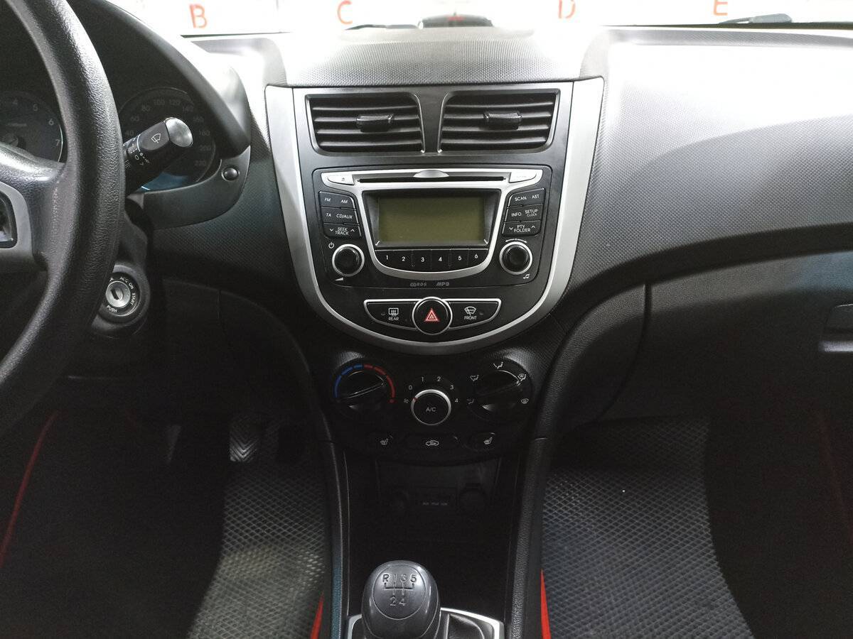 Hyundai Solaris, 2013 Фото №15