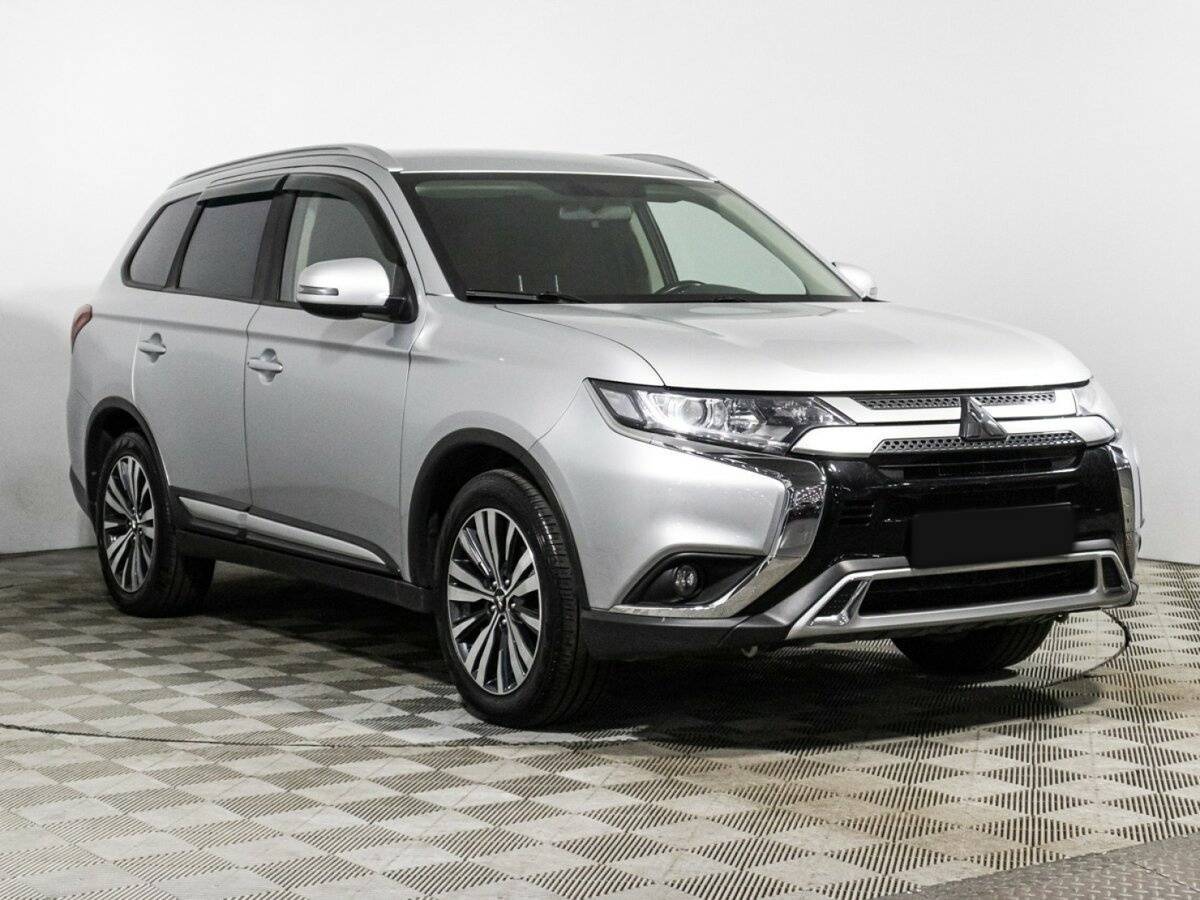 Mitsubishi Outlander, 2020 - 109 208 км. | Фото №3