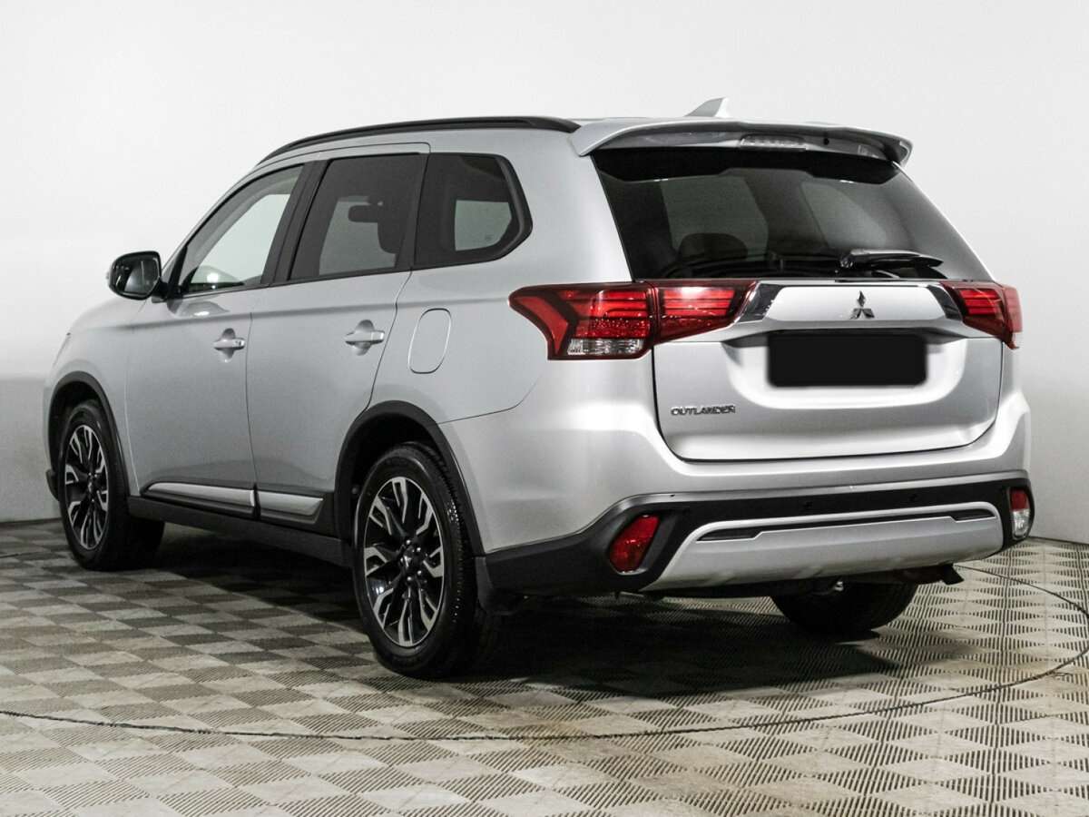 Mitsubishi Outlander, 2022 - 35 572 км. | Фото №7