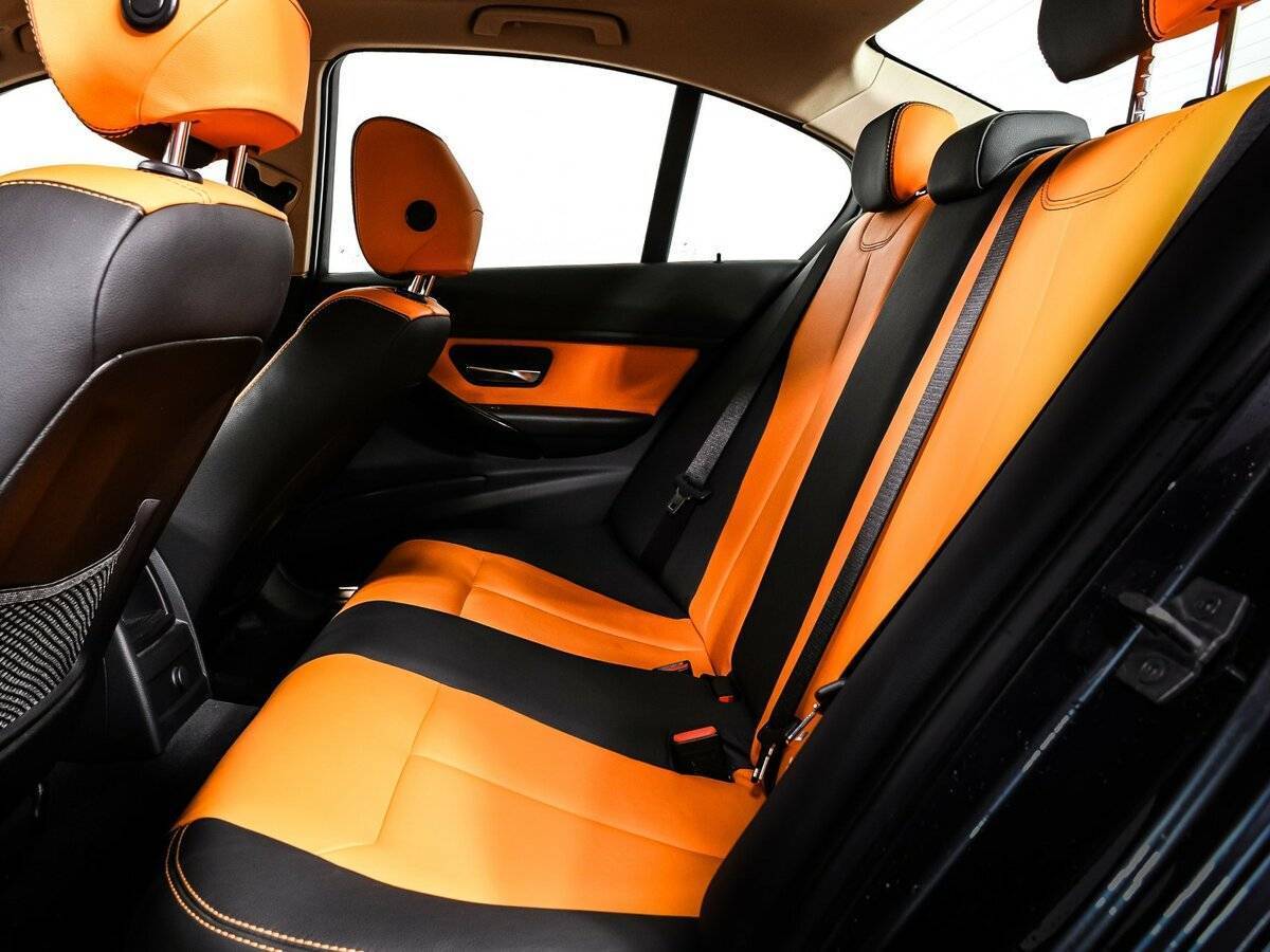 BMW 3 серии 320i, 2017 Фото №12