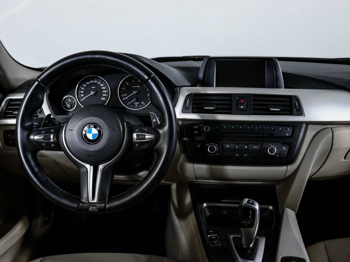 BMW 3 серии 320i, 2013 Фото №10